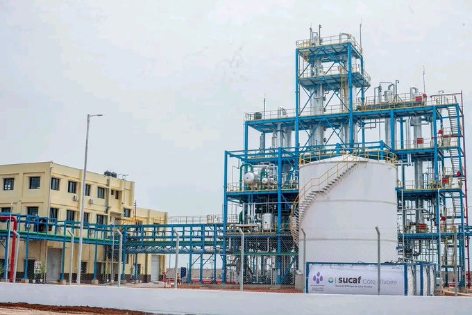 Côte d'Ivoire : une première distillerie de canne à sucre mise en service à Ferkéssédougou